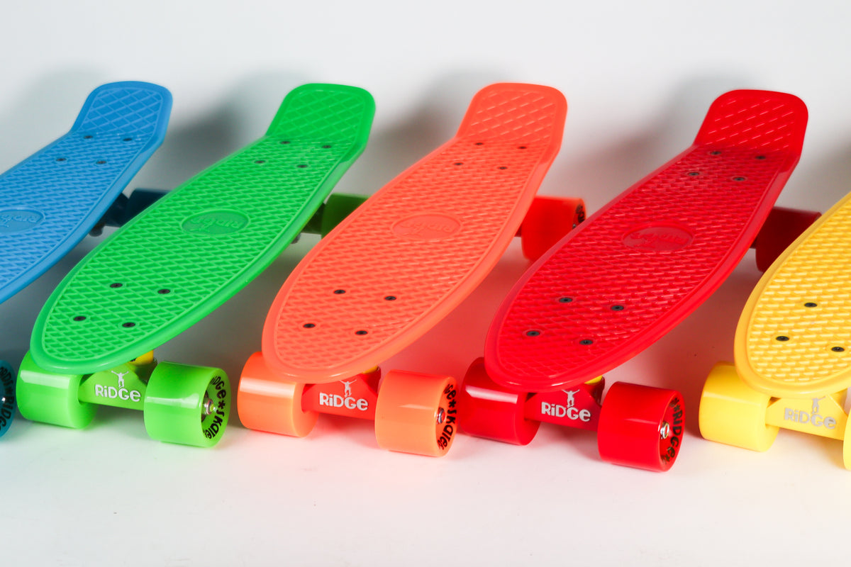 Complet 27 pouces Skateboard Adulte Retro Single Warped Skateboard à Complet 27 pouces Skateboard Adulte Retro Single Warped Skateboard à