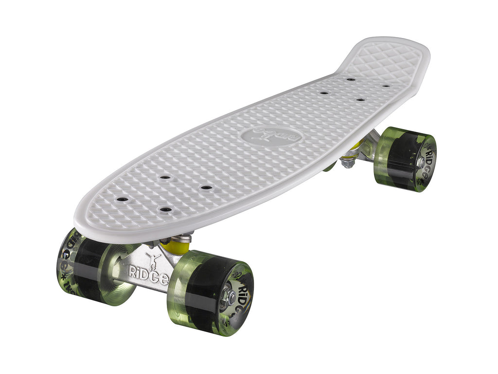 Mini Skateboard Cruiser Rétro 22" – Plastique Noir – Occasion